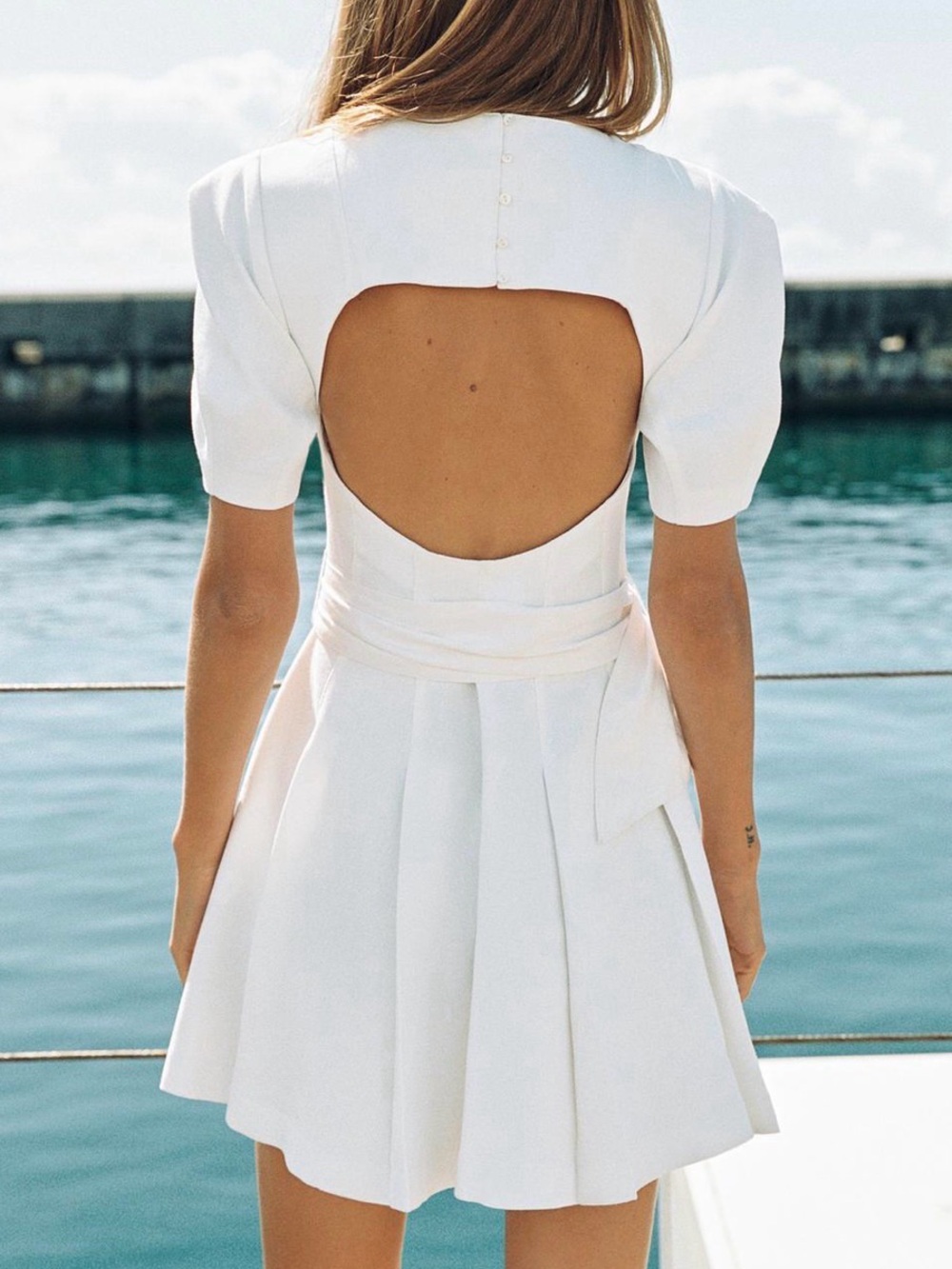 Zara White Pleated Mini Dress with Round Belt Detail - Picture 2 of 3